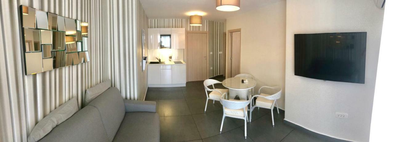 Apartments Vip Residence ピラン エクステリア 写真