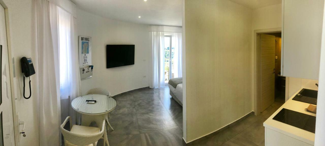 Apartments Vip Residence ピラン エクステリア 写真